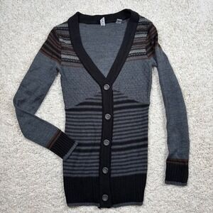 BKE by Buckle Women Gray Black‎ Stripe V Neck Button Cardigan Sweater Size S